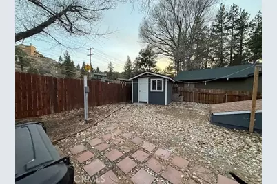 1112 E Country Club, Big Bear City, CA 92314 - Photo 10