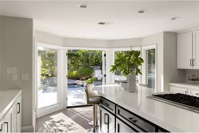 9 Huntington Court, Newport Beach, CA 92660 - Photo 12