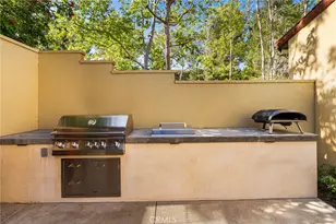 82 Bower Tree, Irvine, CA 92603 - Photo 28