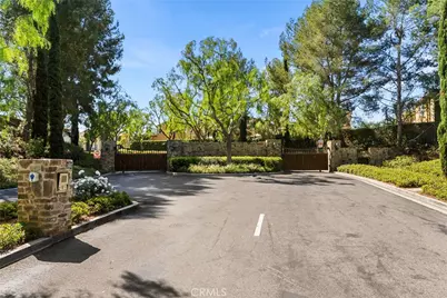 82 Bower Tree, Irvine, CA 92603 - Photo 46