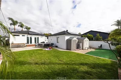 860 N Grand Street, Orange, CA 92867 - Photo 18