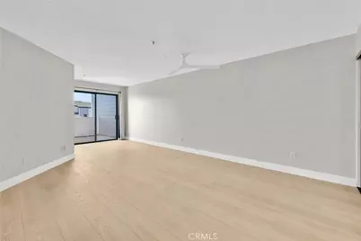 220 Nice #110, Newport Beach, CA 92663 - Photo 18