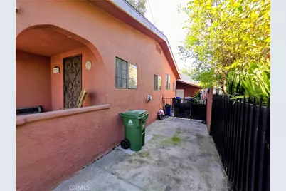 5323 Latham, Los Angeles, CA 90011 - Photo 6