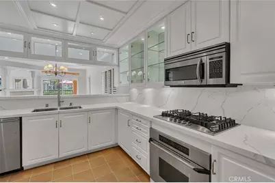 172 Villa Point Drive, Newport Beach, CA 92660 - Photo 4