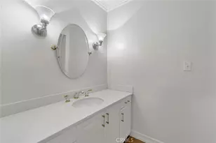 172 Villa Point Dr, Newport Beach, CA 92660 - Photo 22