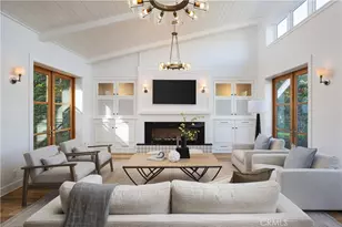 2217 Laurel Pl, Newport Beach, CA 92663 - Photo 2
