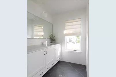 2217 Laurel Place, Newport Beach, CA 92663 - Photo 26