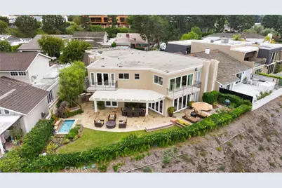 9 Rue Cannes, Newport Beach, CA 92660 - Photo 26