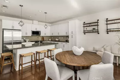 4750 Holly Avenue, Long Beach, CA 90805 - Photo 8