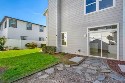 162 B Rochester, Costa Mesa, CA 92627 - Photo 18