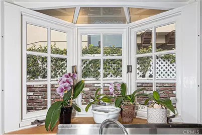 1207 N Bay Front, Newport Beach, CA 92662 - Photo 10