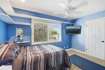 2033 Holiday, Newport Beach, CA 92660 - Photo 22