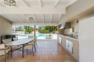 443 Vista Parada, Newport Beach, CA 92660 - Photo 20