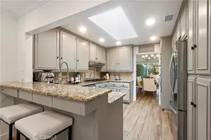 443 Vista Parada, Newport Beach, CA 92660 - Photo 4