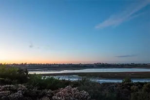 2175 Vista Entrada, Newport Beach, CA 92660 - Photo 4