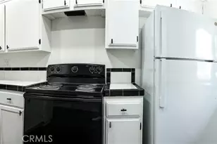 25391 Pine Creek Ln, Wilmington, CA 90744 - Photo 6