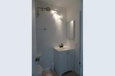 25391 Pine Creek Lane, Wilmington, CA 90744 - Photo 44