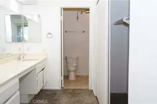 25391 Pine Creek Ln, Wilmington, CA 90744 - Photo 38