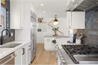 315 Lugonia Street, Newport Beach, CA 92663 - Photo 16