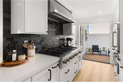 315 Lugonia Street, Newport Beach, CA 92663 - Photo 12