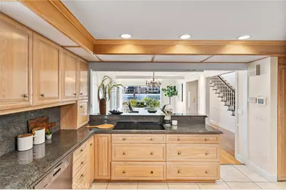 5585 E Corso Di Napoli, Long Beach, CA 90803 - Photo 18