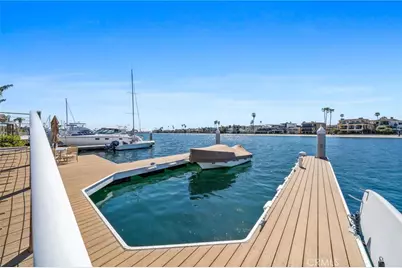 5585 E Corso Di Napoli, Long Beach, CA 90803 - Photo 4