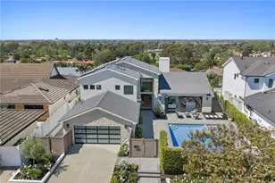 2433 Blackthorn St, Newport Beach, CA 92660 - Photo 2