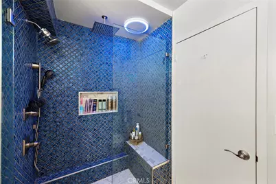 310 Fernando Street #303, Newport Beach, CA 92661 - Photo 20