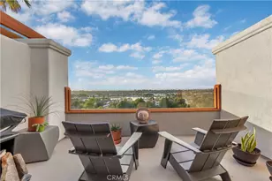 128 Villa Point, Newport Beach, CA 92660 - Photo 1
