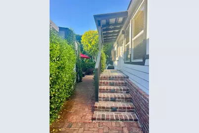 209 Tremont Drive, Newport Beach, CA 92660 - Photo 4