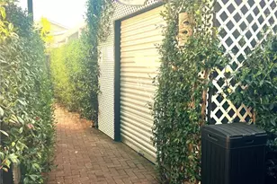 209 Tremont Dr, Newport Beach, CA 92660 - Photo 24