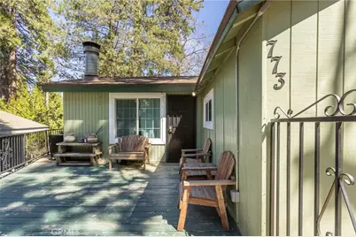 773 Woodland, Crestline, CA 92325 - Photo 2