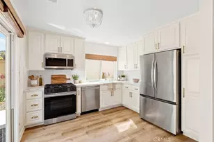 10 Poinsettia, Irvine, CA 92604 - Photo 12