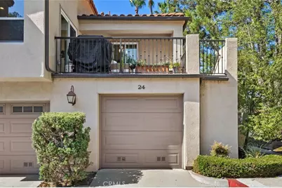 24 Corsica, Newport Beach, CA 92660 - Photo 2