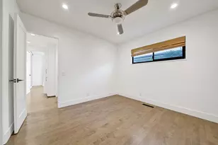 1901 Glenwood Ln, Newport Beach, CA 92660 - Photo 28