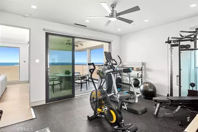706 W Oceanfront, Newport Beach, CA 92661 - Photo 16