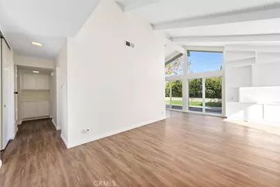 14 Rock Springs, Irvine, CA 92604 - Photo 4