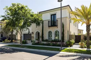 104 Interstellar, Irvine, CA 92618 - Photo 4