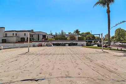 2431 Bayshore Drive, Newport Beach, CA 92663 - Photo 38