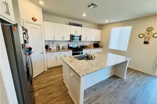 689 Carnation, San Jacinto, CA 92583 - Photo 10