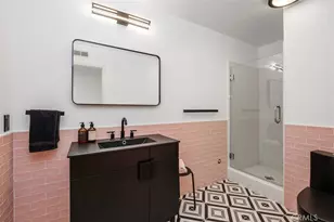 453 E Yale, Irvine, CA 92614 - Photo 12