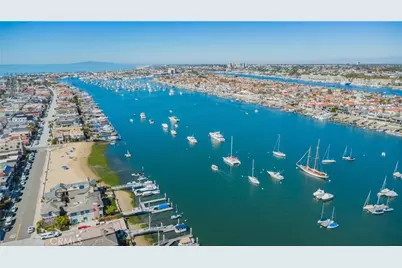 920 W Balboa, Newport Beach, CA 92661 - Photo 44