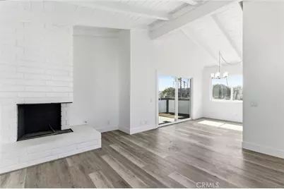 203 Cedar Street, Newport Beach, CA 92663 - Photo 2