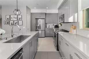 203 Placemark, Irvine, CA 92614 - Photo 20