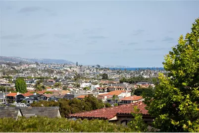 212 Kings Pl, Newport Beach, CA 92663 - Photo 52