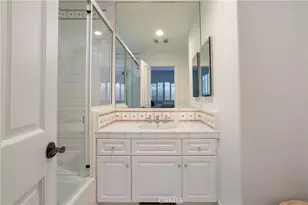 212 Kings Pl, Newport Beach, CA 92663 - Photo 30