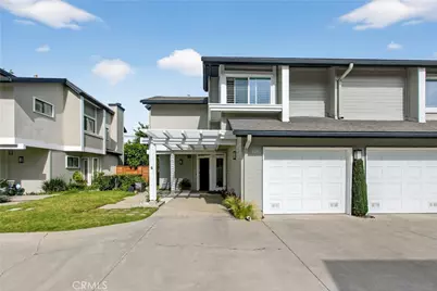 175 Admiral Way #20, Costa Mesa, CA 92627 - Photo 2