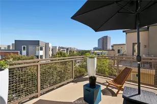 555 Rockefeller, Irvine, CA 92612 - Photo 2
