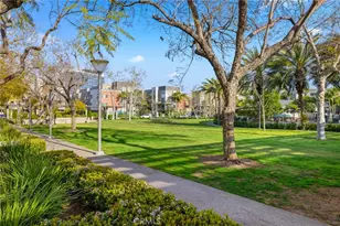 555 Rockefeller, Irvine, CA 92612 - Photo 46