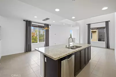 555 Rockefeller, Irvine, CA 92612 - Photo 16